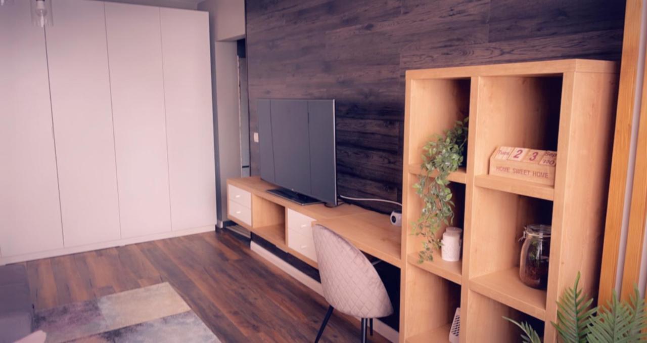 Lovely 2 Rooms Apartment In The Center Of The City Bucharest Exterior photo