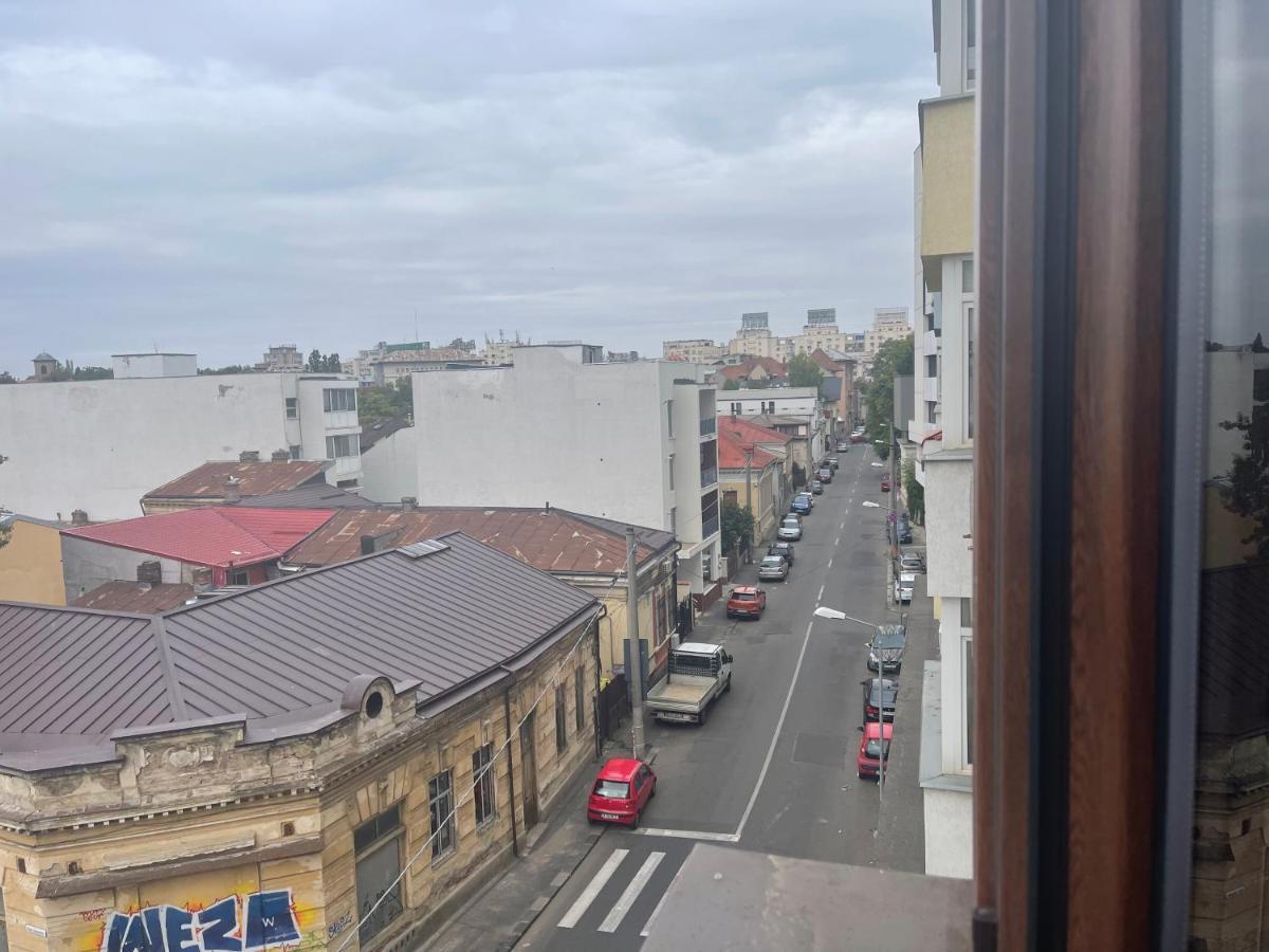 Lovely 2 Rooms Apartment In The Center Of The City Bucharest Exterior photo