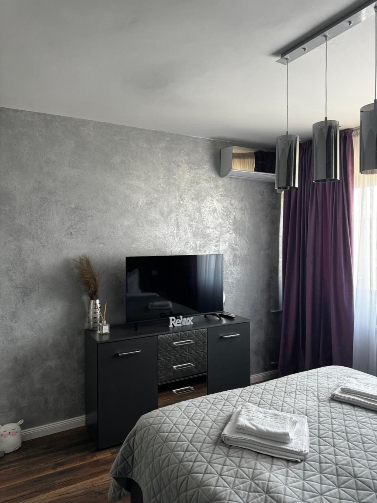 Lovely 2 Rooms Apartment In The Center Of The City Bucharest Exterior photo